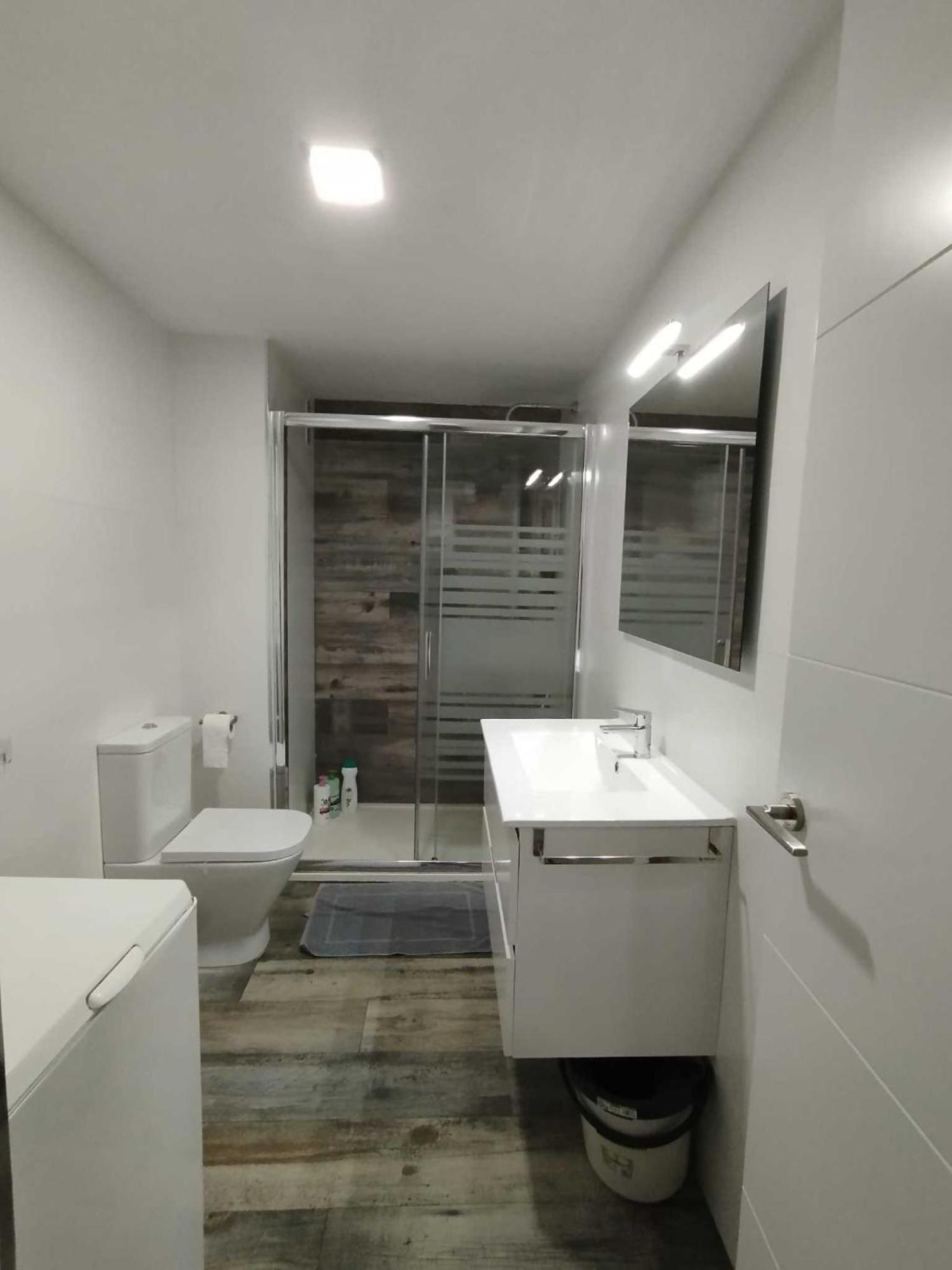 Plazamar Centro Apto 1 Dorm 3 Huesped Playa Wifi Torre Del Mar Eksteriør bilde