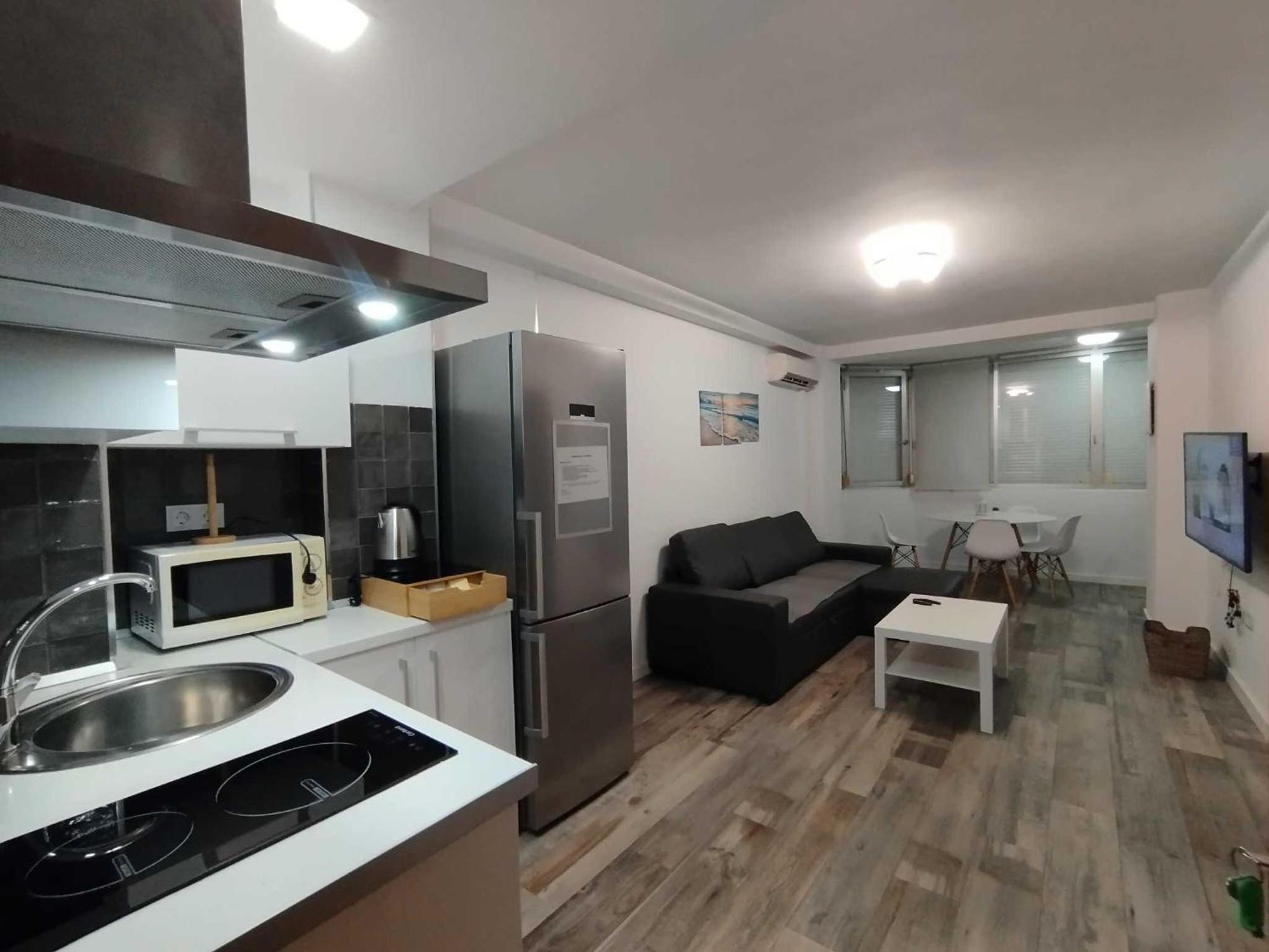 Plazamar Centro Apto 1 Dorm 3 Huesped Playa Wifi Torre Del Mar Eksteriør bilde